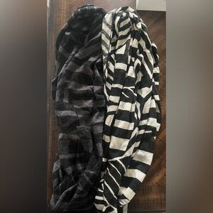 2 Chatties Infinity Knit Scarves